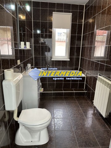 casa-de-vanzare-cu-3-camere-in-alba-iulia-zona-centru-cu-900-mp-teren-utilitati-si-la-asfalt-9