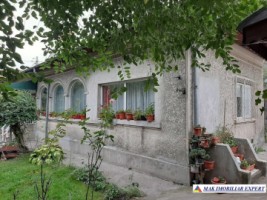 vizionari-disponibile-din-luna-mai-2025-casa-3-camere-cu-teren-767-mp-de-vanzare-in-centru-campulung-muscel-arges