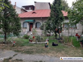 vizionari-disponibile-din-luna-mai-2025-casa-3-camere-cu-teren-767-mp-de-vanzare-in-centru-campulung-muscel-arges-4