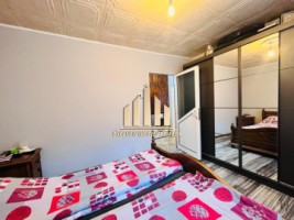 apartament-cu-2-camere-decomandate-cetate-zona-foarte-buna-3