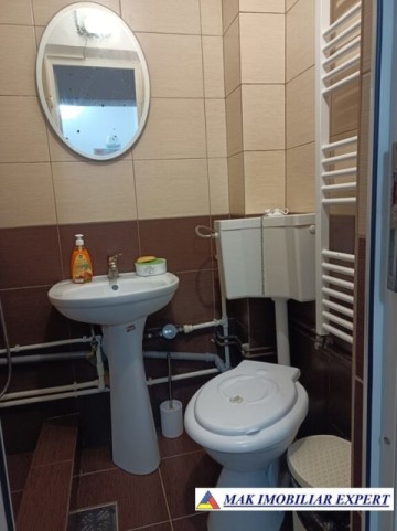 gasca-zurli-apartament-2-camere-cf-3-et-24-campulung-8