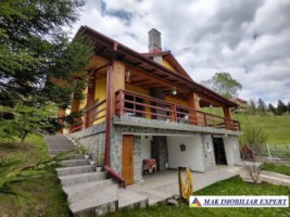 vila-cu-6-camere-si-teren-de-1512-mpde-vanzare-rucar-arges