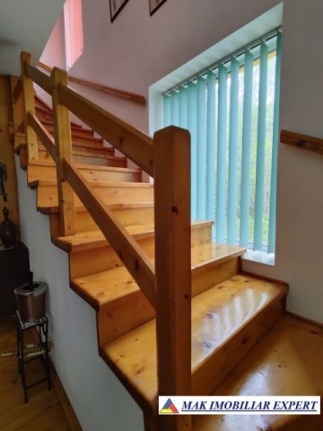 vila-cu-6-camere-si-teren-de-1512-mpde-vanzare-rucar-arges-11