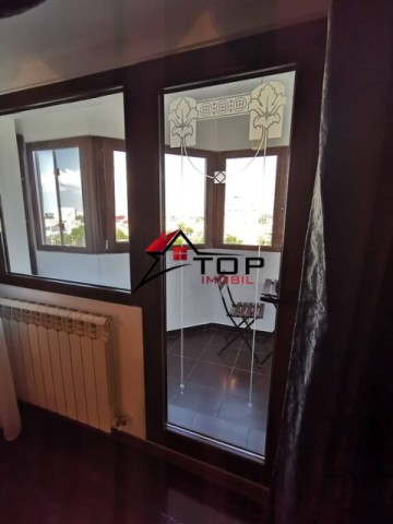apartament-3-camere-decomandat-nicolina-esplanada-9
