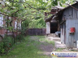 casa-4-camere-teren-900-mp-de-vanzare-in-corbi-arges-ideala-pentru-locuinta-de-familie-17