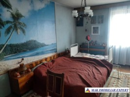 vila-stil-cabana-montana-5-camere-teren-1500-mp-de-vanzare-in-centru-campulung-muscel-arges-32