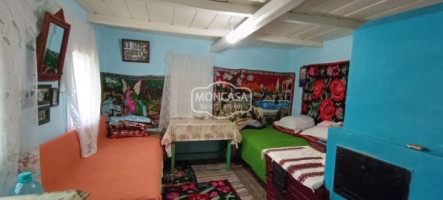 casa-batraneasca-cu-2-camere-in-com-curtesti-satbaiceni-teren-7169-mp