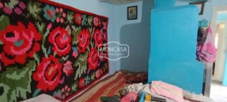 casa-batraneasca-cu-2-camere-in-com-curtesti-satbaiceni-teren-7169-mp-1