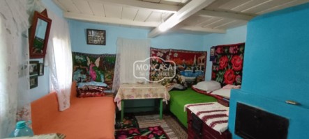 casa-batraneasca-cu-2-camere-in-com-curtesti-satbaiceni-teren-7169-mp-6