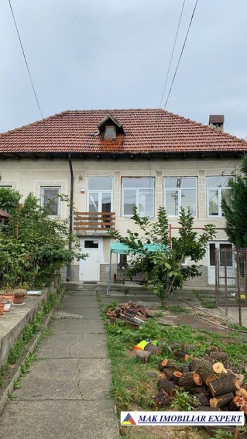 vila-4-camere-cu-teren-500-mp-de-vanzare-in-apa-sarata-campulung-muscel-arges-ideala-pentru-locuinta-modern-2