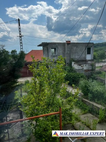 vila-4-camere-cu-teren-500-mp-de-vanzare-in-apa-sarata-campulung-muscel-arges-ideala-pentru-locuinta-modern-4