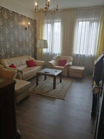central-bulevard-apartament-2-camere-renovat-mobilat-utilat-la-400-euro-28