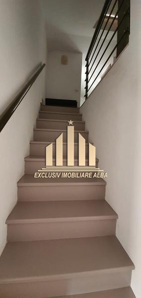 apartament-cu-4-camere-de-vanzare-ampoi-2-3