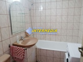 apartament-3-camere-de-vanzare-in-alba-iulia-bloc-foste-proprietati-cu-pivnita-6