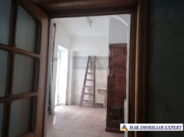 vila-stil-cu-7-camere-si-teren-de-337-mp-de-vanzare-in-centru-campulung-muscel-arges-ideala-pentru-locuinta-de-familie-sau-investitie-8