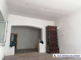 vila-stil-cu-7-camere-si-teren-de-337-mp-de-vanzare-in-centru-campulung-muscel-arges-ideala-pentru-locuinta-de-familie-sau-investitie-19