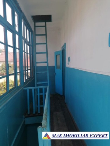 vila-stil-cu-7-camere-si-teren-de-337-mp-de-vanzare-in-centru-campulung-muscel-arges-ideala-pentru-locuinta-de-familie-sau-investitie-23