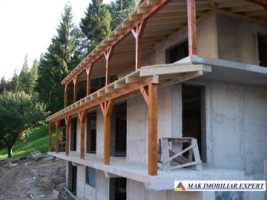 vila-tip-pensiune-la-rosu-cu-10-camere-si-teren-de-1055-mp-in-dambovicioara-oportunitate-de-investitie-turistica-14