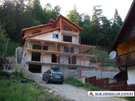 vila-tip-pensiune-la-rosu-cu-10-camere-si-teren-de-1055-mp-in-dambovicioara-oportunitate-de-investitie-turistica-15