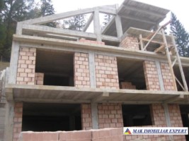 vila-tip-pensiune-la-rosu-cu-10-camere-si-teren-de-1055-mp-in-dambovicioara-oportunitate-de-investitie-turistica-25
