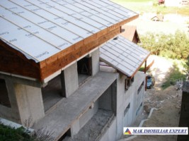 vila-tip-pensiune-la-rosu-cu-10-camere-si-teren-de-1055-mp-in-dambovicioara-oportunitate-de-investitie-turistica-29