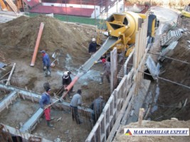 vila-tip-pensiune-la-rosu-cu-10-camere-si-teren-de-1055-mp-in-dambovicioara-oportunitate-de-investitie-turistica-40