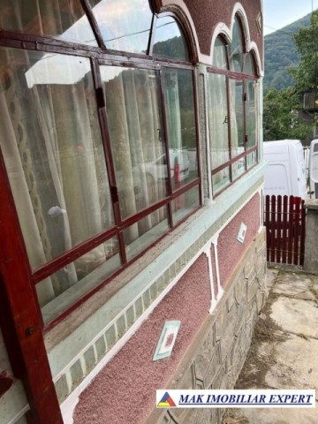 casa-3-camere-teren-637-mp-de-vanzare-in-cetateni-arges-ideala-pentru-locuinta-de-familie-3