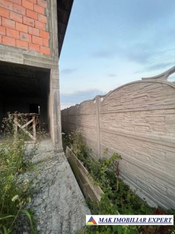 vila-la-rosu-4-camere-teren-420-mp-de-vanzare-in-domnesti-arges-oportunitate-de-personalizare-37