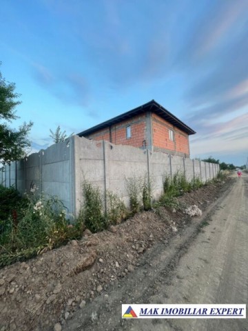 vila-la-rosu-4-camere-teren-420-mp-de-vanzare-in-domnesti-arges-oportunitate-de-personalizare-42