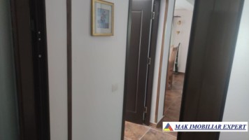 vila-cu-6-camere-si-teren-de-900-mp-voinesti-leresti-arges-11