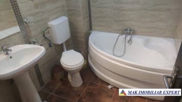 vila-cu-6-camere-si-teren-de-900-mp-voinesti-leresti-arges-68