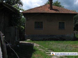 casa-3-camere-teren-6731-mp-de-vanzare-in-titesti-arges-2