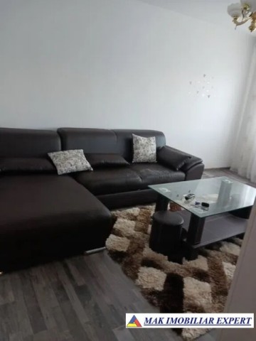 vandut-de-inchiriat-apartament-2-camere-cf-1-et-14-in-grui-campulung-muscel-arges-2