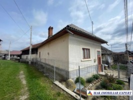 casa-4-camere-teren-500-mp-de-vanzare-in-domnesti-arges-ideala-pentru-familie-5