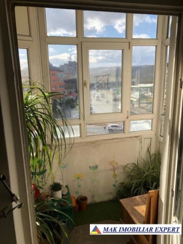 gasca-zurli-apartament-2-camere-cf-1-et-34-campulung-6