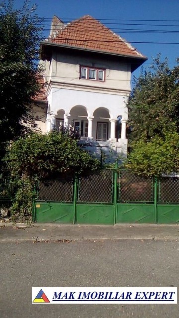 vila-stil-4-camere-teren-260-mp-de-vanzare-in-centru-campulung-muscel-arges-2