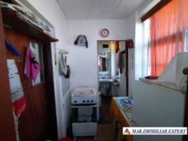 vila-stil-4-camere-teren-260-mp-de-vanzare-in-centru-campulung-muscel-arges-26