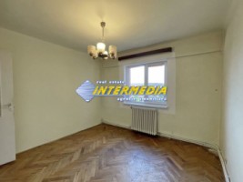 okazie-apartament-cu-4-camere-de-vanzare-alba-iulia-cetate-foste-proprietati-7