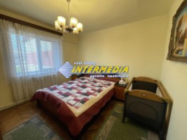 okazie-apartament-cu-4-camere-de-vanzare-alba-iulia-cetate-foste-proprietati-13