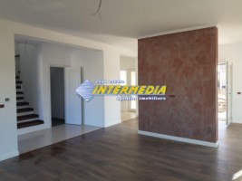 casa-noua-cu-4-camere-in-alba-iulia-zona-alba-iulia-finisata-la-cheie-1