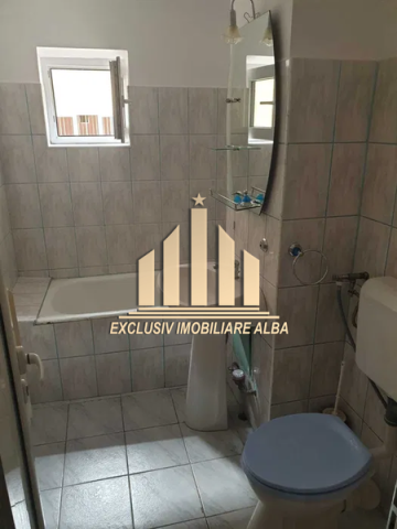 inchiriez-apartament-3-camere-semidecomandat-cetate-3