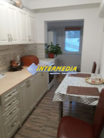 garsoniera-renovata-de-inchiriat-in-cetate-alba-iulia-mobilata-si-utilata-3