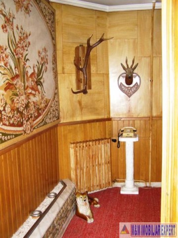 vila-tip-conac-duplex-6-camere-teren-3500-mp-de-vanzare-in-marcus-campulung-muscel-arges-9