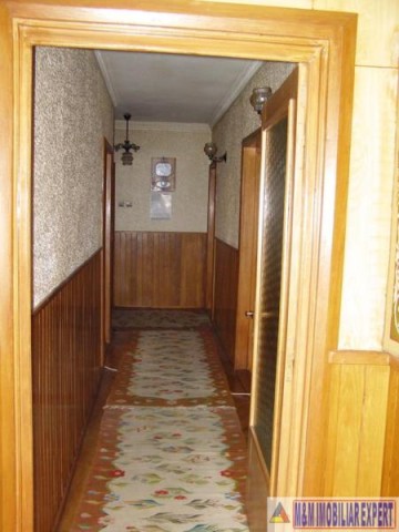 vila-tip-conac-duplex-6-camere-teren-3500-mp-de-vanzare-in-marcus-campulung-muscel-arges-10