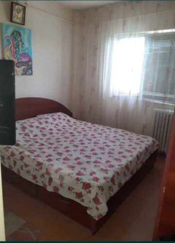 democratiei-2-cam-cf1-dec-44-renovat-60000-euro-2