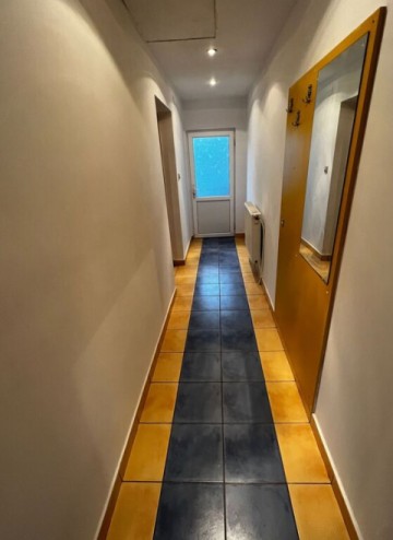 casa-2-camere-zona-sc1iuliu-maniu-renovata-45000-euro-neg-4