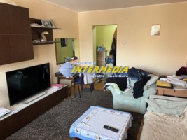 apartament-3-camere-decomandat-de-vanzare-in-alba-iulia-zona-centru-etaj-1-3