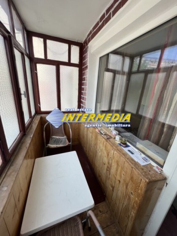 apartament-3-camere-decomandat-de-vanzare-in-alba-iulia-zona-centru-etaj-1-5