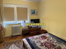 apartament-3-camere-decomandat-de-vanzare-in-alba-iulia-zona-centru-etaj-1-10
