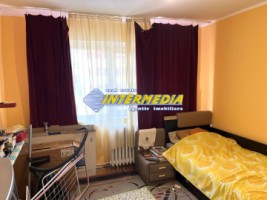apartament-3-camere-decomandat-de-vanzare-in-alba-iulia-zona-centru-etaj-1-12